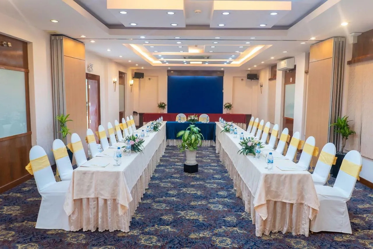 Oscar Saigon Hotel Ho Chi Minh City 4*,